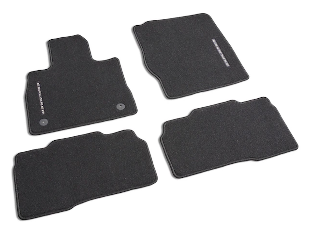 L160ムーブ Ford Floor Mats - Carpeted, Black, 4-Piece Set, LB5Z7-813300-AF