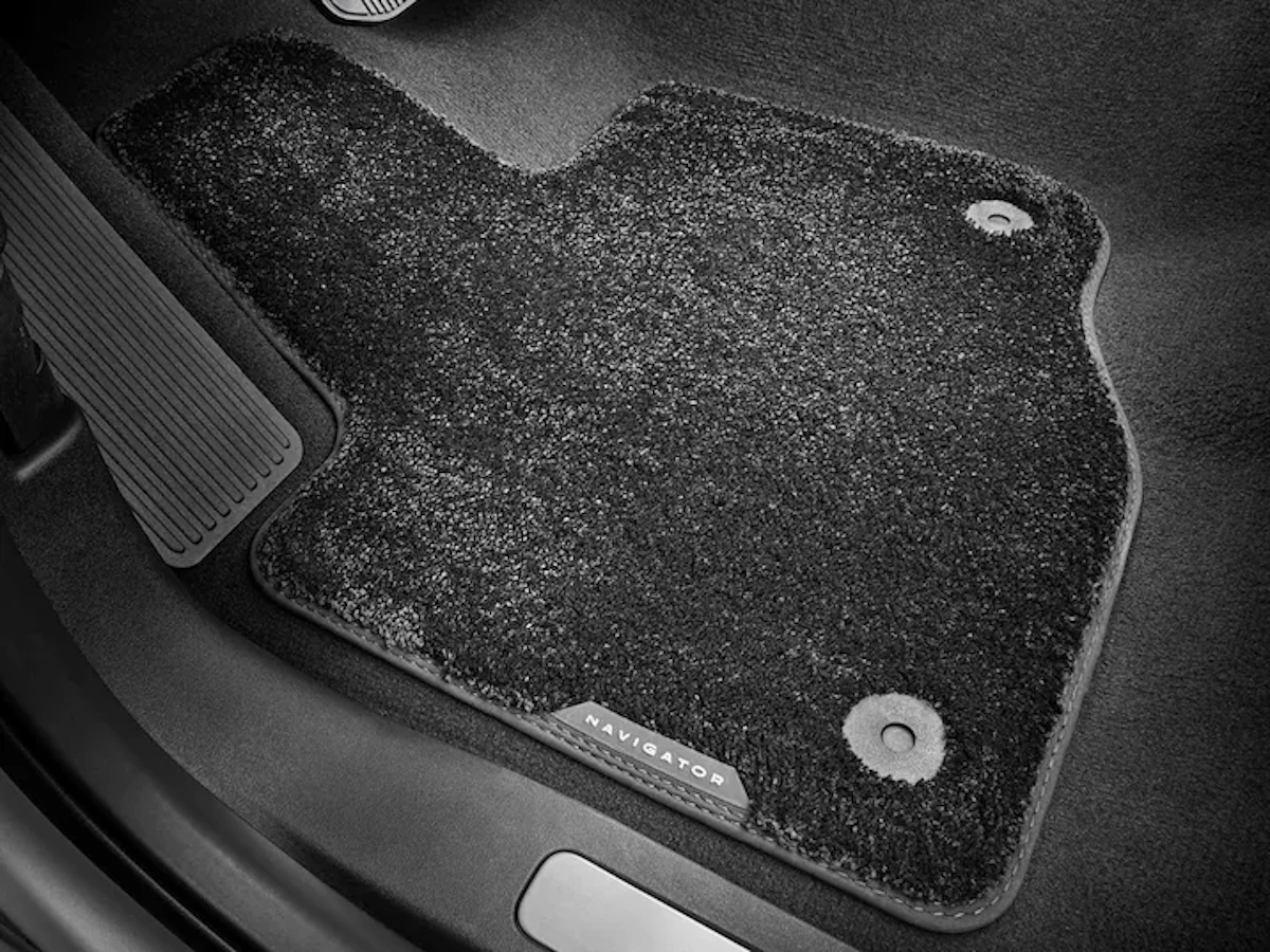 Ford Carpeted Floor Mats For First And Second Rows Kit Of Four 60