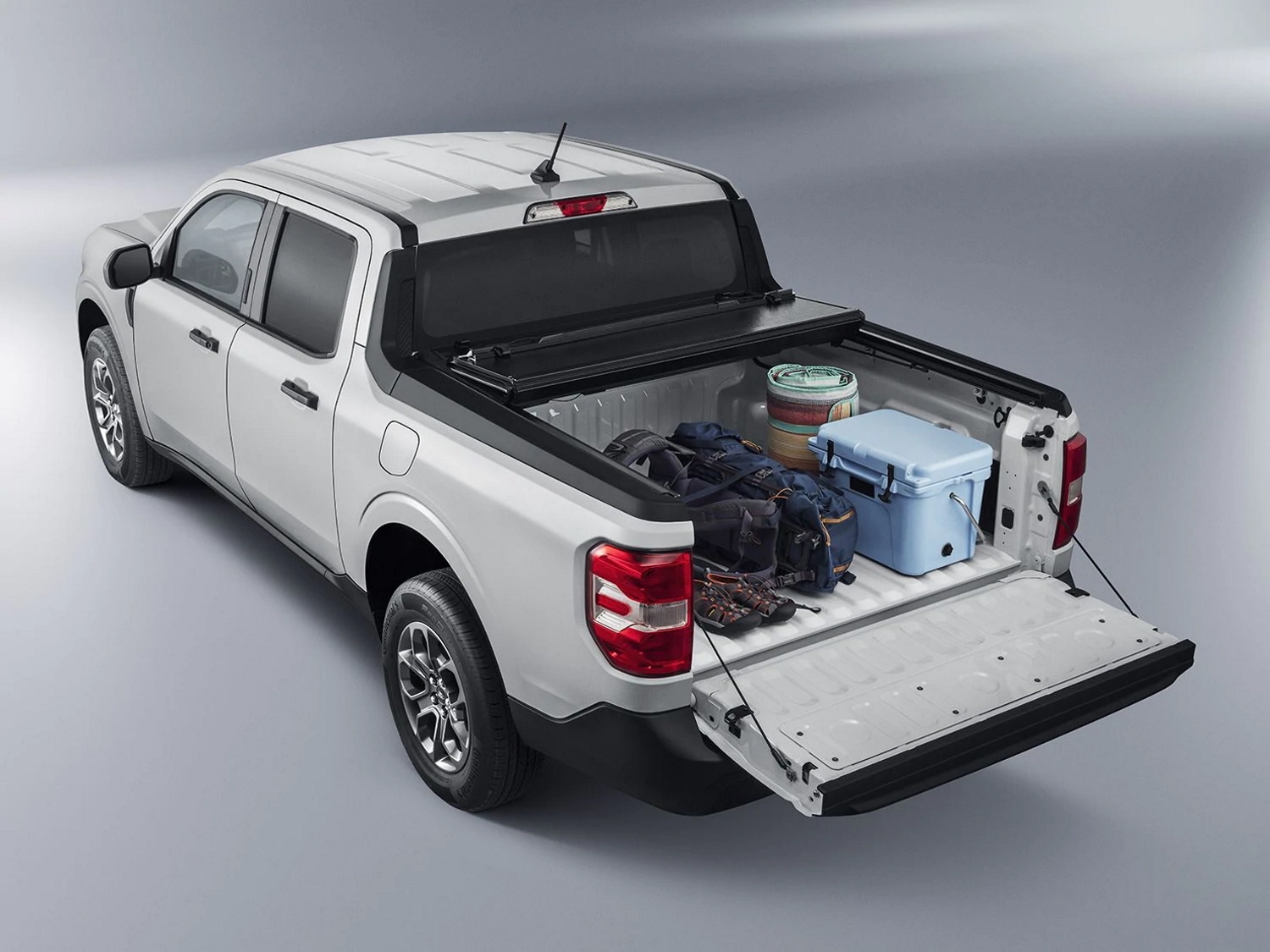 Ford Rev Hard Folding In Rail Tonneau Bed Cover, VNZ6Z-99501A42-J