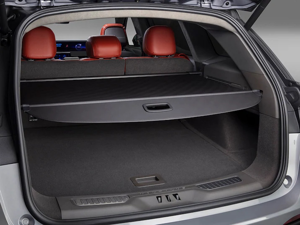 Ford Retractable Cargo Area Cover, VR2TZ-5845440-BA | Levittown Ford
